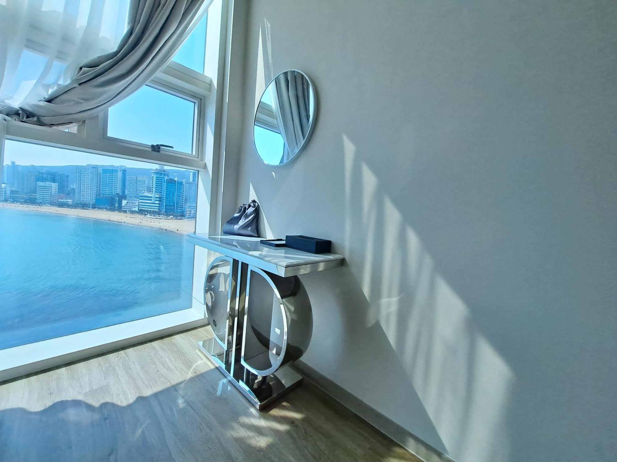 Ocean The Point Hotel Пусан Экстерьер фото