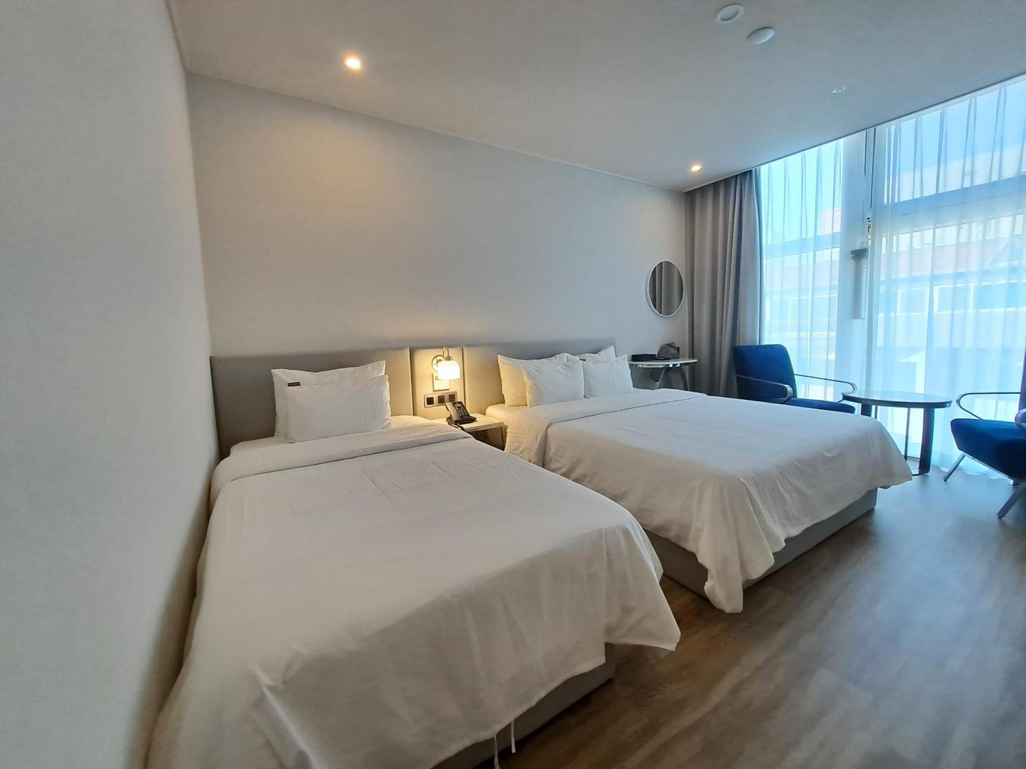 Ocean The Point Hotel Пусан Экстерьер фото