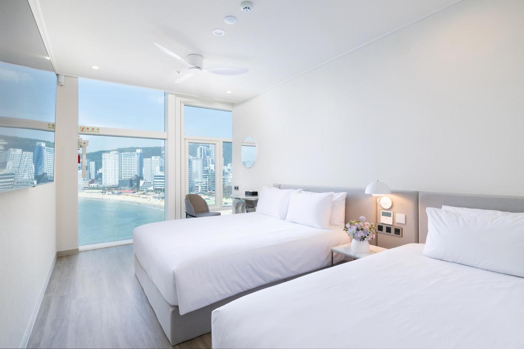 Ocean The Point Hotel Пусан Экстерьер фото